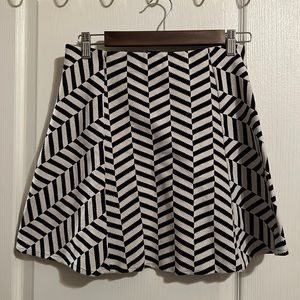 Zara geometric print skirt